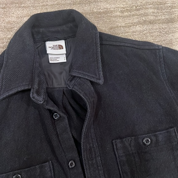 Northface button up - Picture 2 of 4